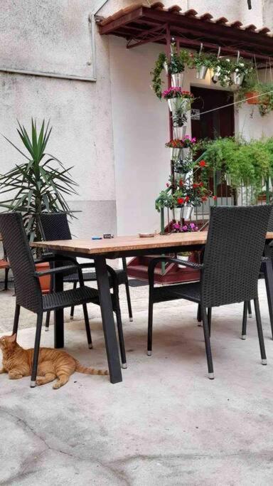 Vintage Pula Apartment Luaran gambar