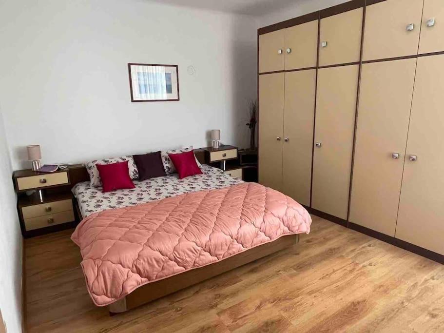 Vintage Pula Apartment Luaran gambar